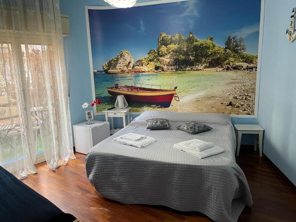 Locami Holiday&Rooms Jolanda Suite คาตาเนีย ภายนอก รูปภาพ
