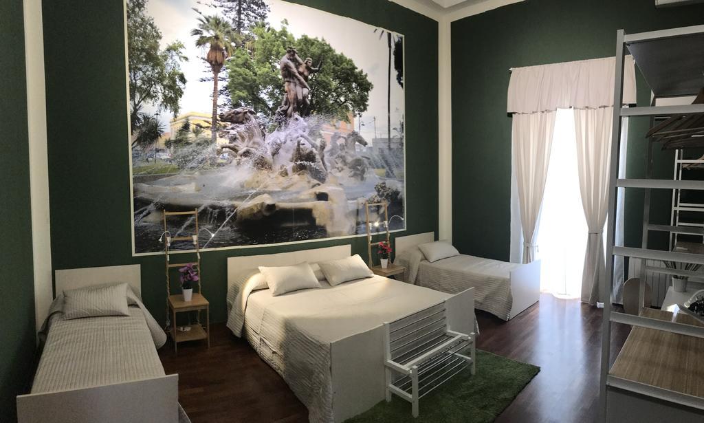 Locami Holiday&Rooms Jolanda Suite คาตาเนีย ภายนอก รูปภาพ
