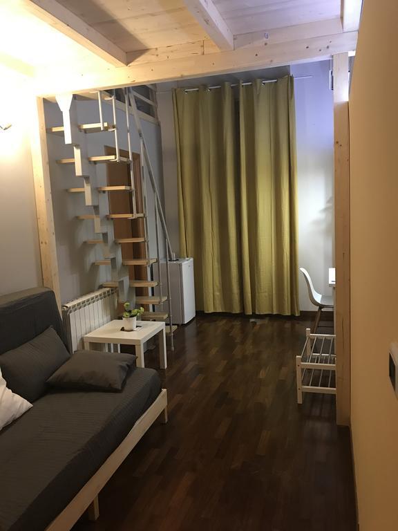 Locami Holiday&Rooms Jolanda Suite คาตาเนีย ภายนอก รูปภาพ